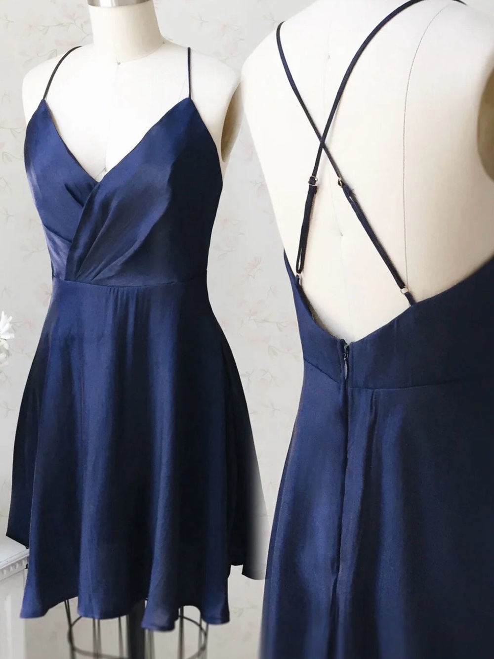 NWT Fashion Nova Juniors fun navy blue fit and flare pleaded mini Sz L
